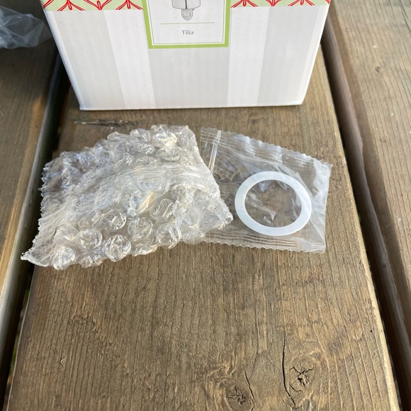 Scentsy Tilia Tree Pattern Wall Plug-In Wax Warmer in Original Box - Picture 10 of 12